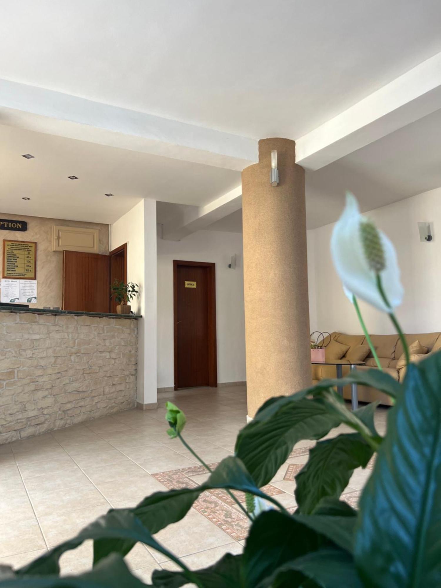 Family Hotel Milev Sweti Wlas Exterior foto