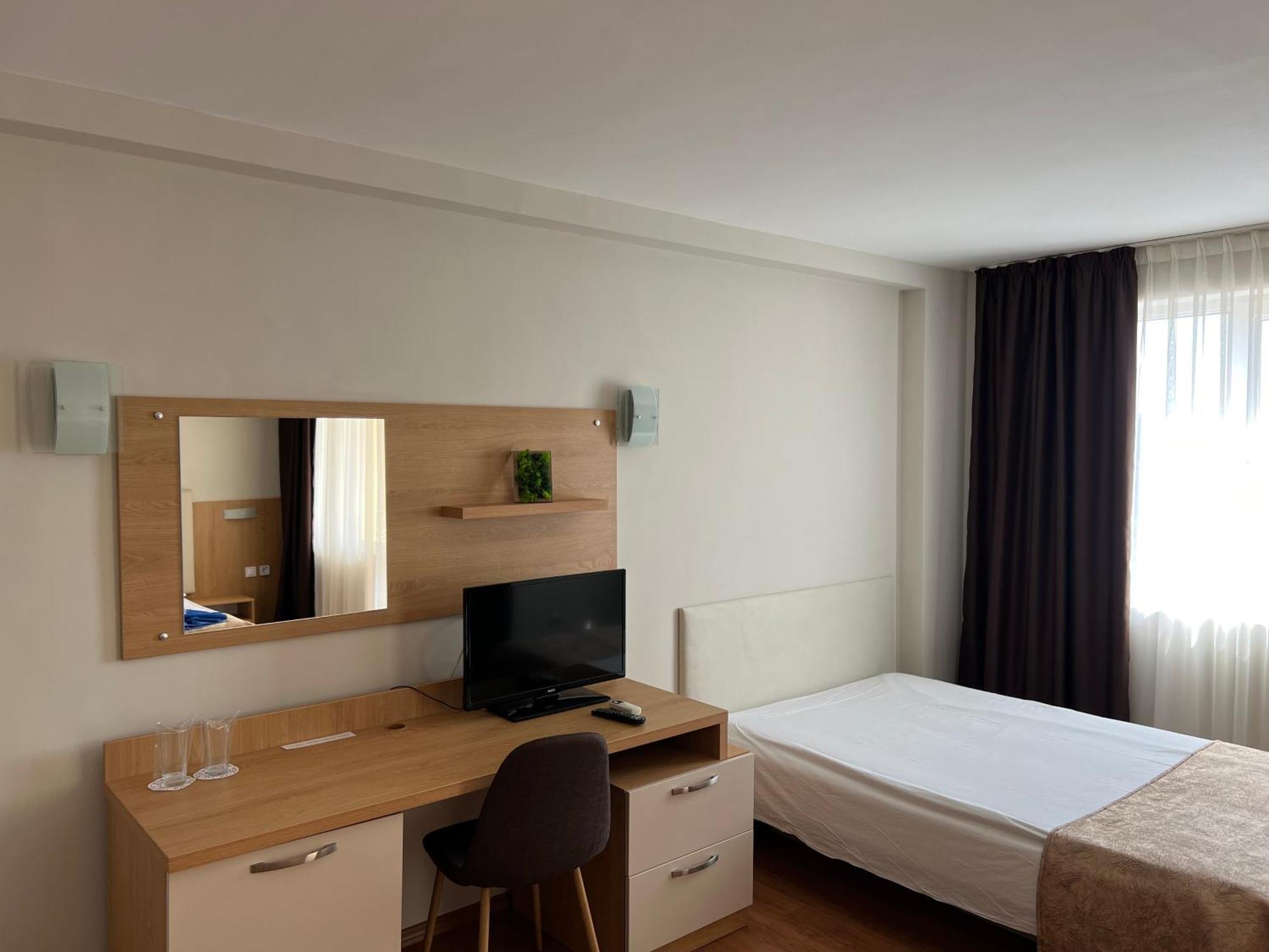 Family Hotel Milev Sweti Wlas Exterior foto