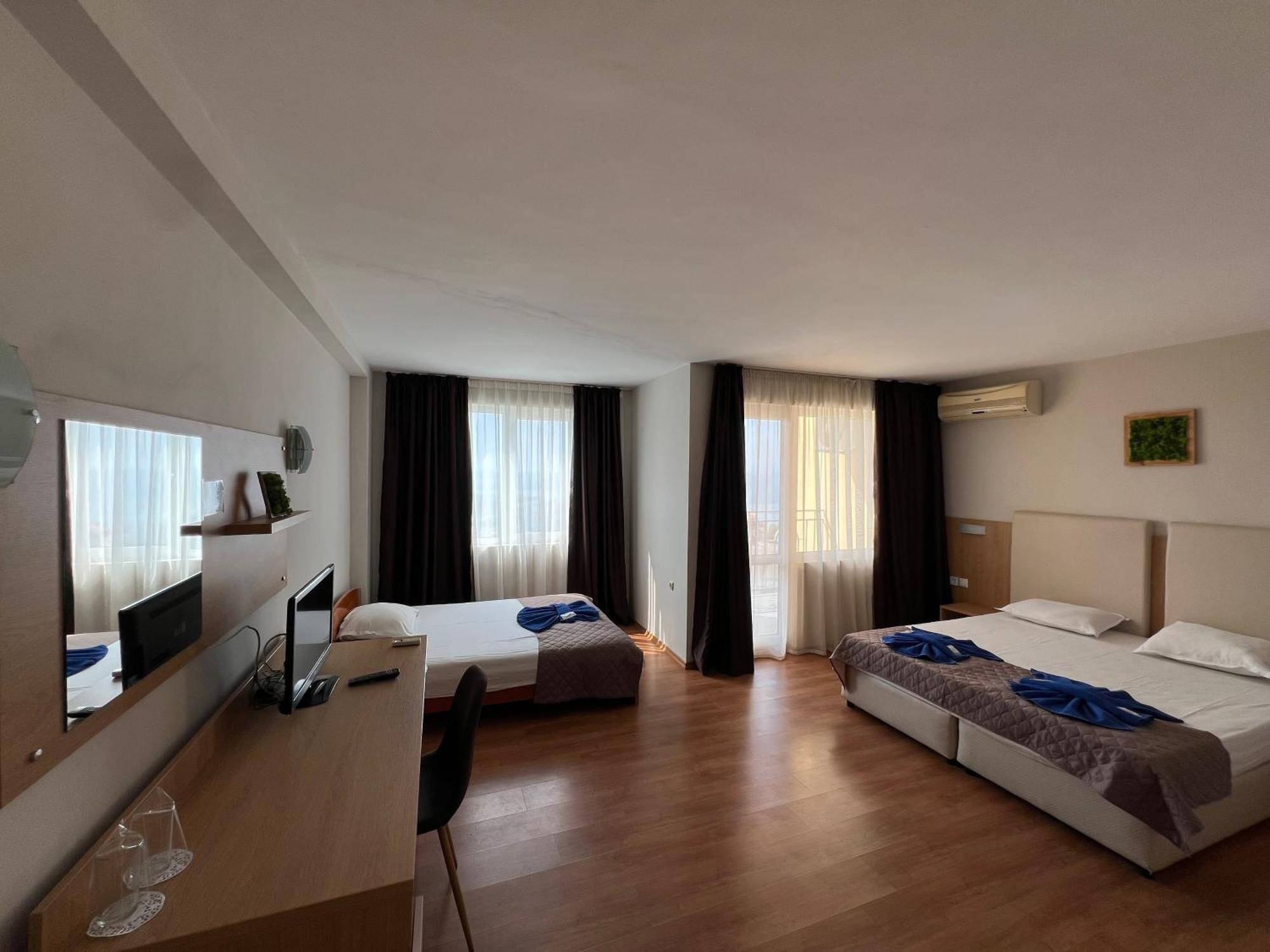 Family Hotel Milev Sweti Wlas Exterior foto